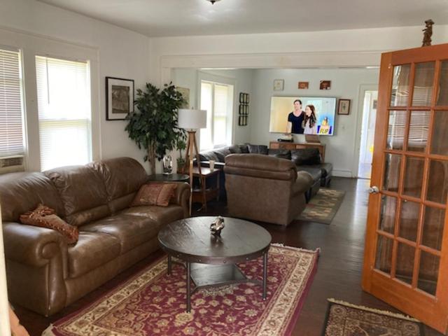 Country House On 1 Acre 4 Beds Great For Events Or A Quiet Weekend! Independence Kültér fotó